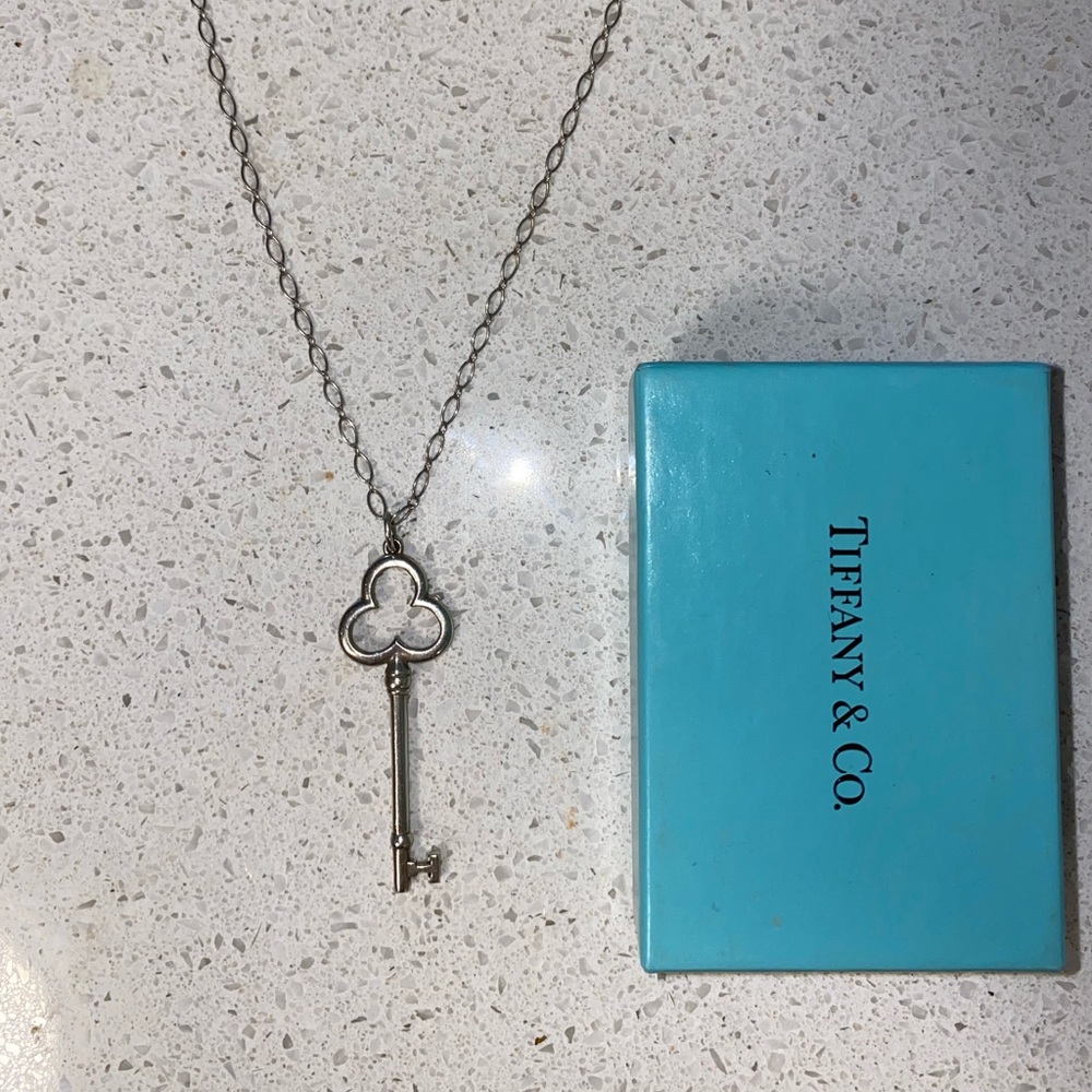 Tiffany Heart Pendant and Tiffany Necklace Chain